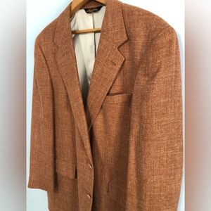 Stunning Brooks Brothers vintage burnt orange blazer jacket.